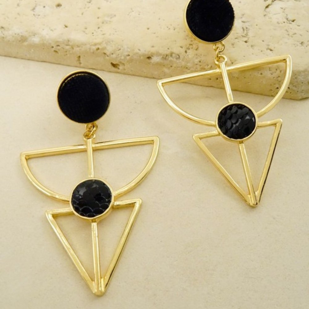 LAST PAIR Aztec Geo Cut Earrings-Black
